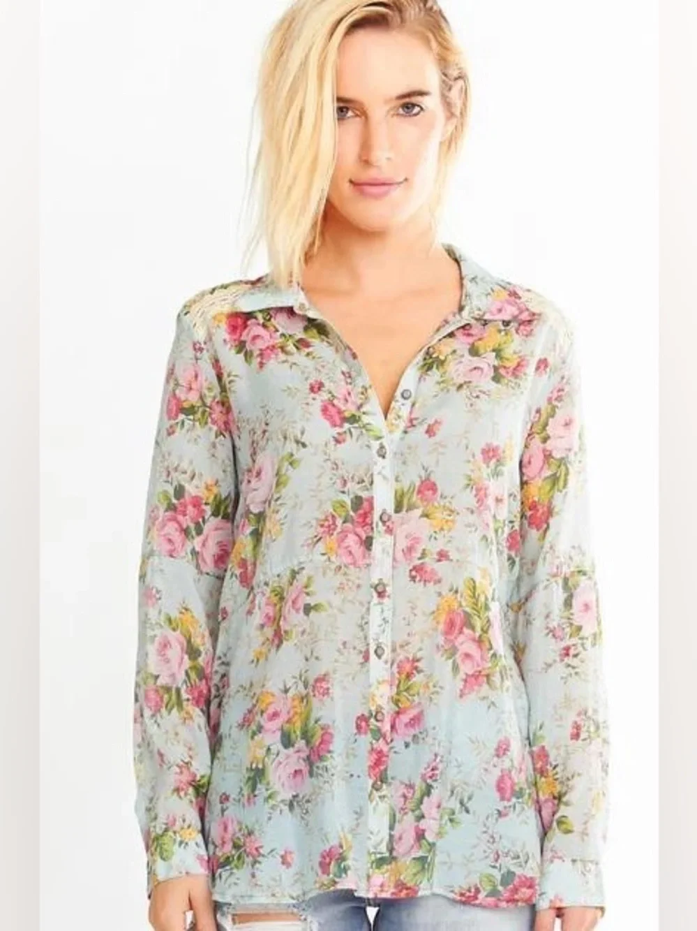 Aratta Silent Journey Garden Party‎ Floral Embroidered Button-Up Blouse Medium